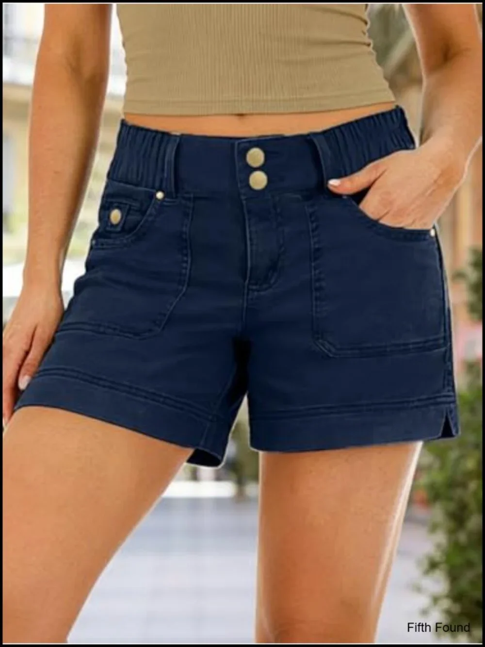 Solid Split Side Flap Pocket Casual Shorts Mid Waist